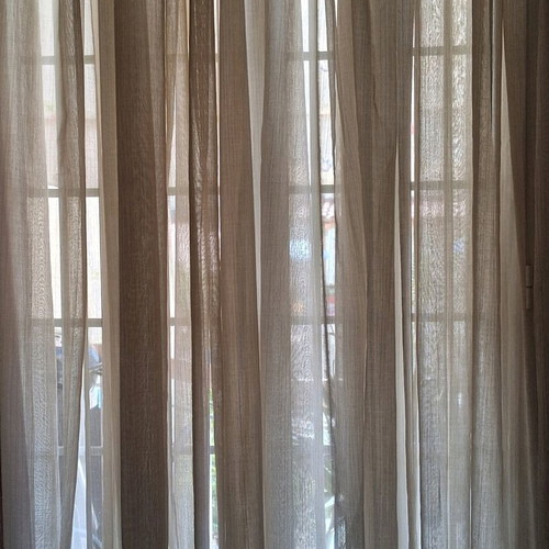 Curtains two ready-sewn like new with dimensions