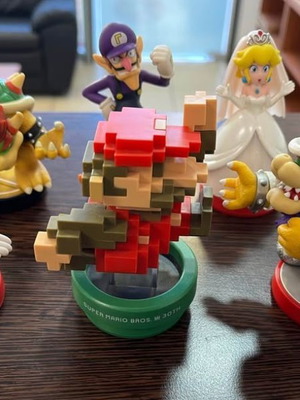 Amiibo Super Mario Set 6 Figures like new