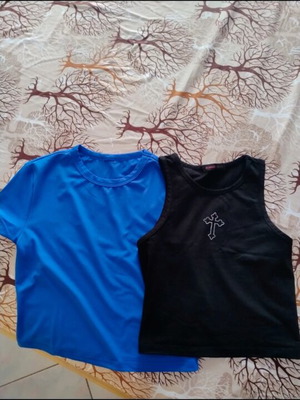 Shein t-shirts like new, pack of 2, size L, black and blue