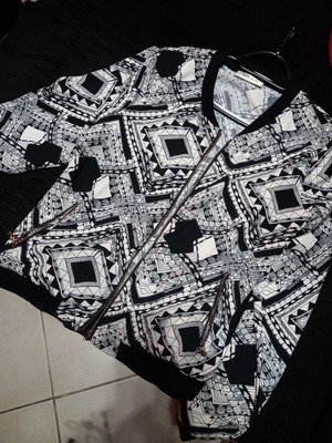 Bomber jacket type new, size Large, black and white