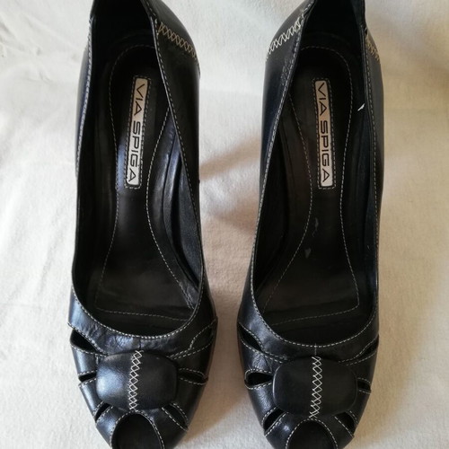 Peep toe Via Spiga leather size 38 with wooden heel like new