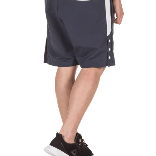 Reebok Bermuda shorts medium size used, dark blue and white