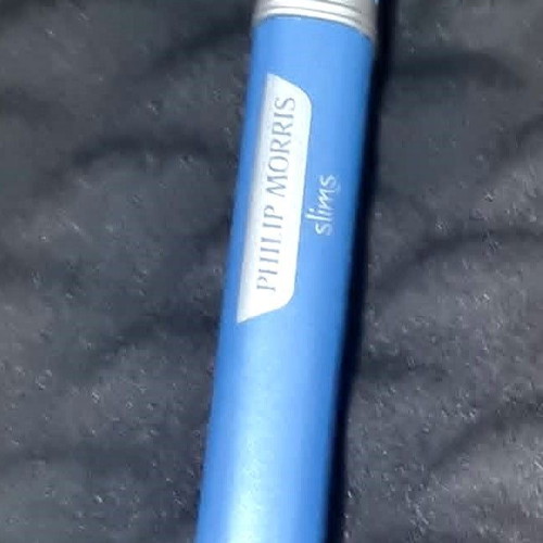Philip Morris Slims Vintage Lighter like new, blue