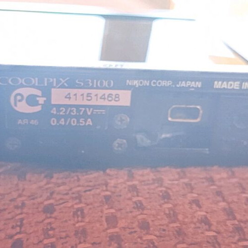 Nikon Coolpix S3100 camera like new, 14MP, 5x optical zoom