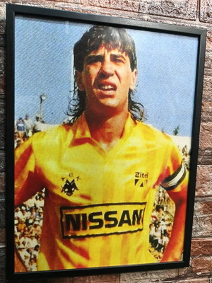 Framed sports idol photo 30x40 cm like new