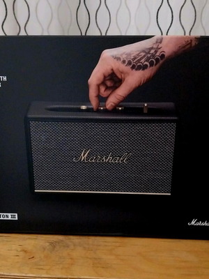 Marshall Acton III Bluetooth ηχείο σε μαύρο