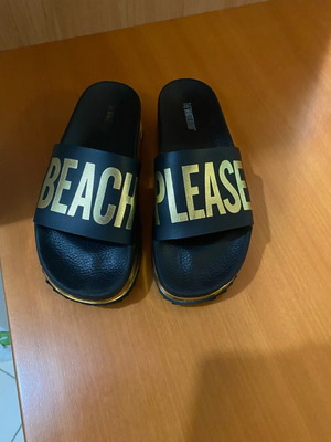 The White Brand platform slippers size 40 like new, black and gold
