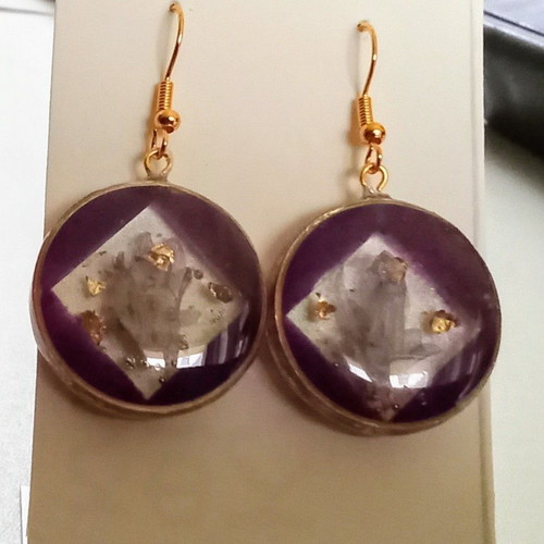 Handmade purple earrings with gold leaf and dried flowers, new