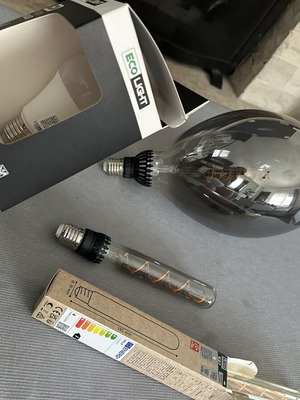 Λάμπες LED σαν καινούργιο, σετ 4, vintage και Eco Light