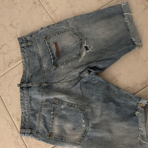 Dsquared2 bermuda shorts used, size 52, blue