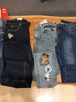 Jeans pants new, size XS, branded