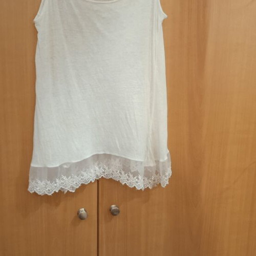 Blouse lace-trimmed, like new, white, size S
