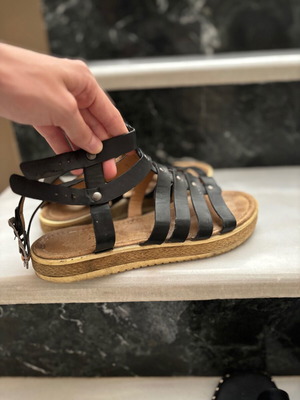 Gladiator sandals used, size 38, black