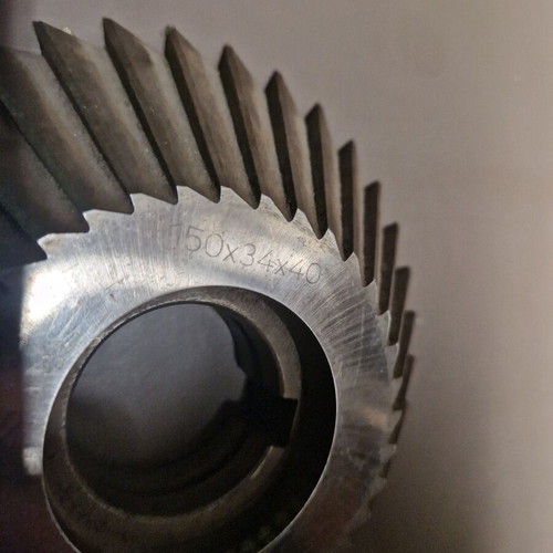 V groove milling cutter disc HSS like new, Φ150x34xΦ40, 45 degrees