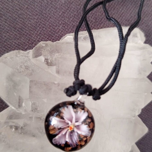 Murano necklace new, black and pink