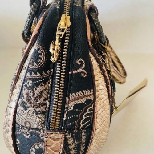 Cappopera women's handbag vintage, black and gold
