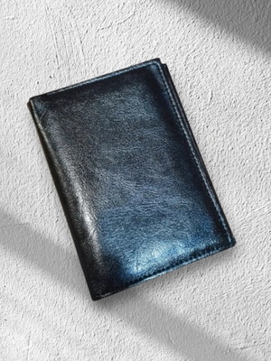 Men's wallet like new, black