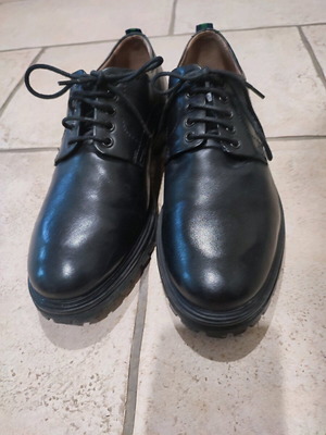 Мъжки черни кожени обувки Marks & Spencer като нови размер 43