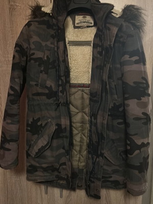 Jacket camouflage with hood, used, size S, green