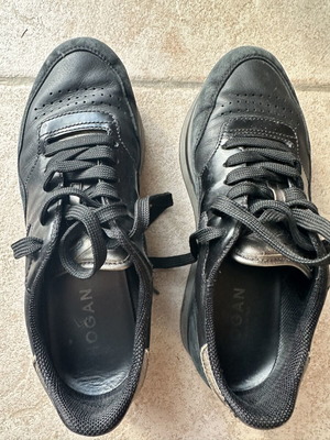 Hogan sneakers like new, black leather and suede, size 38.5-39