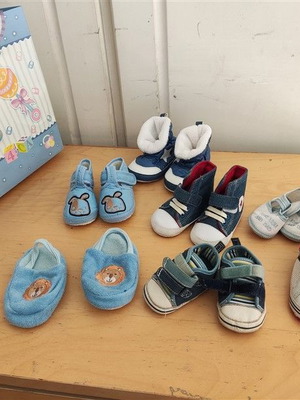 Baby shoes new, pack of 7 pairs