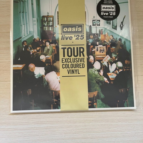 Oasis The Masterplan coloured vinyl tour 25 print like new