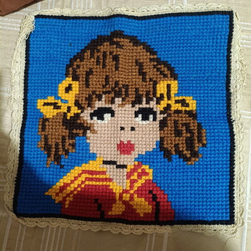 Vintage tapestry embroidery girl needlepoint like new
