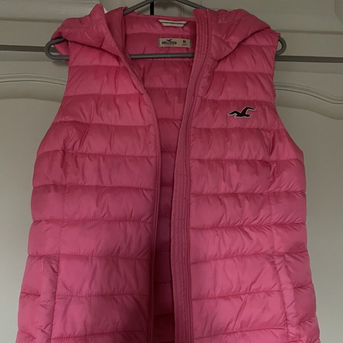 Hollister sleeveless vest like new, pink, medium size