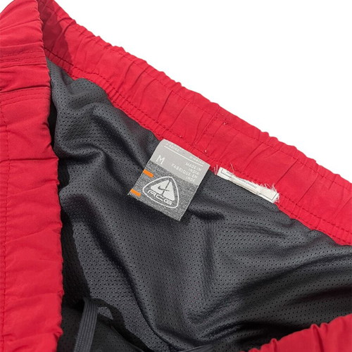 Nike ACG 90’s vintage shorts used, red