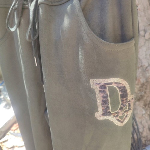 Pants new with elastic, 60% viscose, one size, olive color