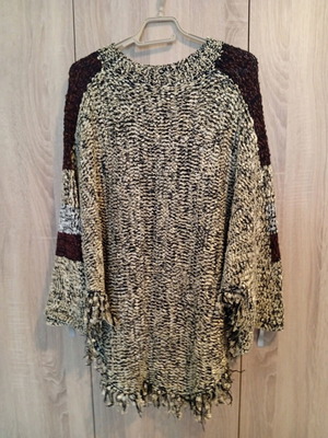 Sleeved spring cape, Italian, chenille yarn, one size