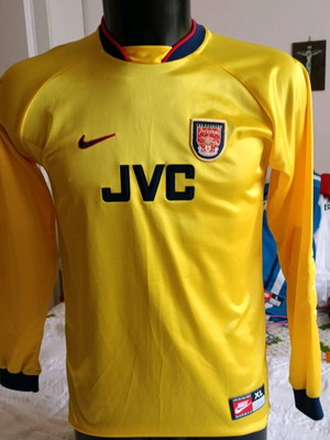 Εμφάνιση νέων Arsenal τερματοφύλακα δεκαετίας 90 σαν καινούργια