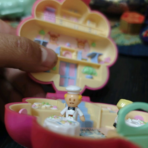 Polly Pocket Mr. Fry's Restaurant used, complete