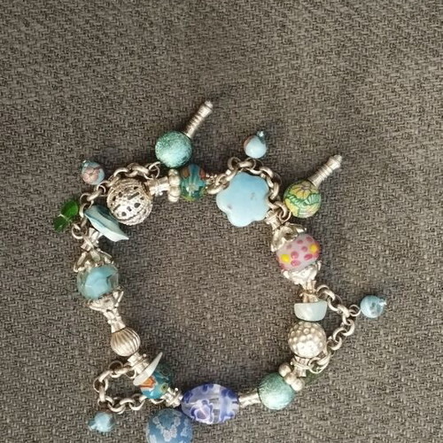 Vintage bracelet with colorful Murano-style glass beads, like new