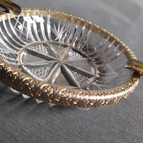 French Art Deco Antique Ashtray 1925 with Hand-Engraved Clear Crystal and Gold Rim like new