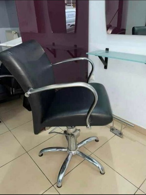 Hairdressing chairs used, set of 3