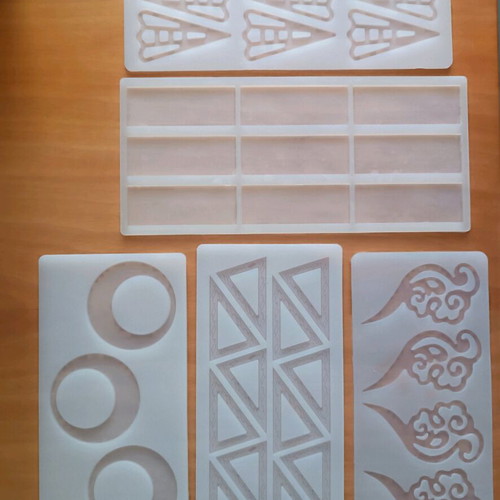Silicone molds for chocolate decoration like new