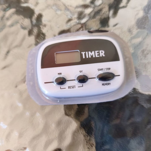 Timer for cooking and sweets, battery operated