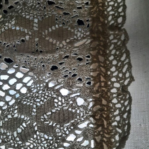 Ecru curtain with cotton lace like new, set of 2 pieces