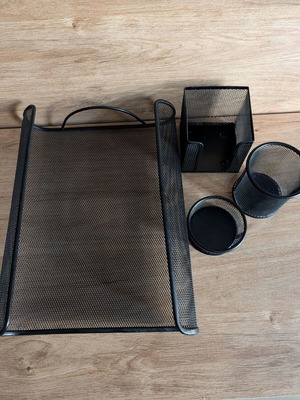 Office organization set 4 pieces used, black metal mesh
