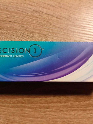 Precision 4.25 daily contact lenses new, pack of 30