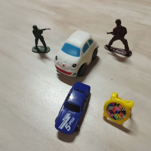 Set of 5 toys like new