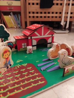 Wooden Farm Playtive toy like new, assembly set