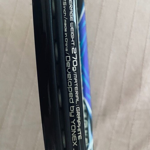 Yonex tennis racket like new, graphite, 27.5 inches, 270g