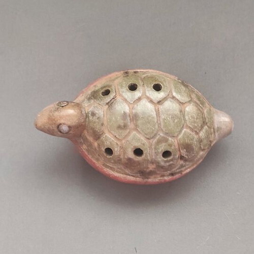 Ceramic turtle ocarina used, vintage