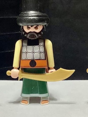 Playmobil 3 custom figures like new