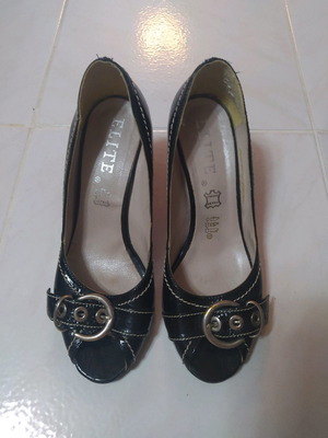 Elite Peep toe γόβες μεταχειρισμένες No40 μαύρες, λουστρίνι δερμάτινο