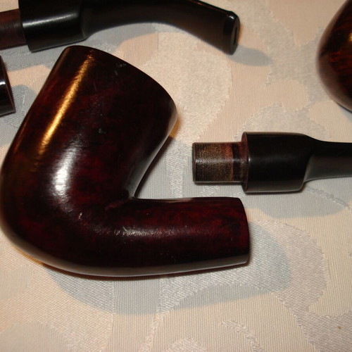 Collection of 5 tobacco pipes like new