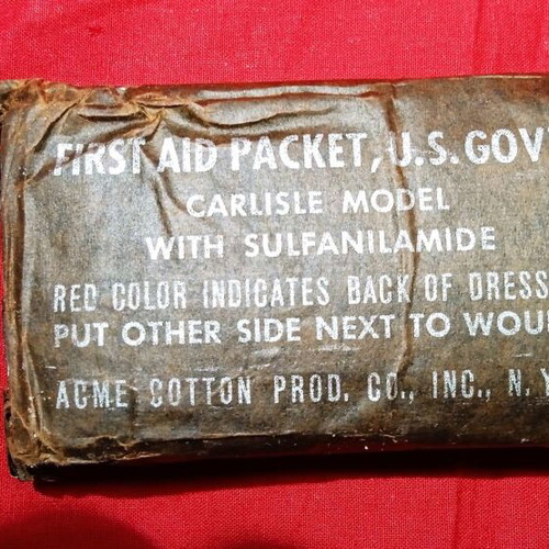 U.S Army WWII Hemostatic Bandage like new with Greek pouch
