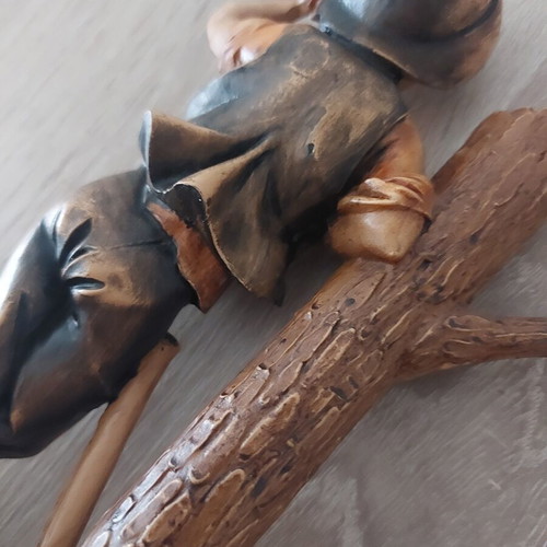 Decorative figurine 22 cm like new, rustic vintage style